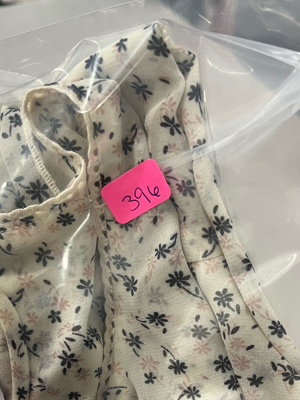 CABI SLEEVELESS RUFFLE TRIM TOP - Picture 13 of 13